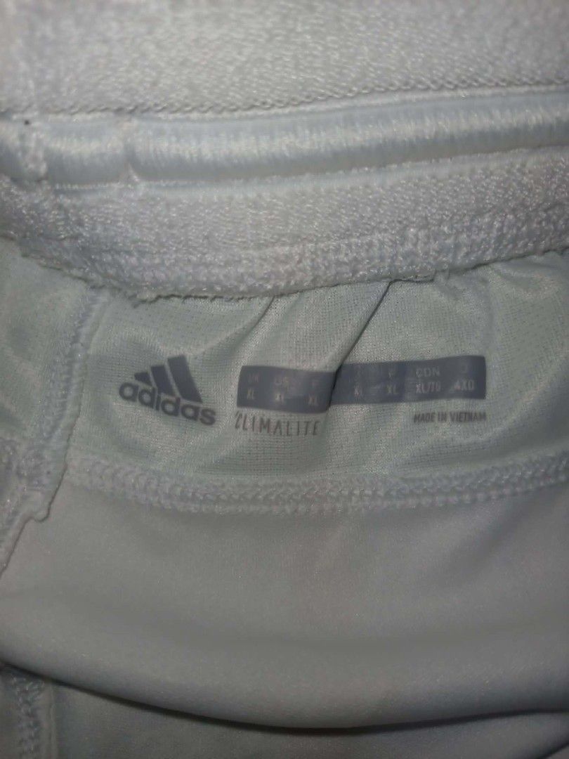 Adidas Climate 3 stripe Jersey Type (Category: Shorts) located in Sibalom. Submitted by jm.thrift07 (Listing ID 1463227950, Image 2). Description: EXCELLENT CONDITION 💯 DIMES:32-36×219.