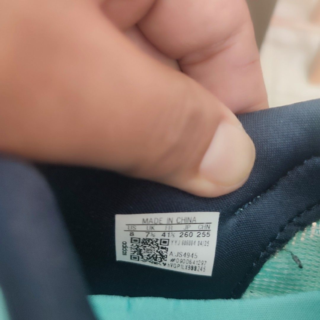 ADIDAS ADIZERO BOSTON 13 (Category: Sneakers) located in Manila. Submitted by hilltops1989 (Listing ID 1463211249, Image 3). Description: .