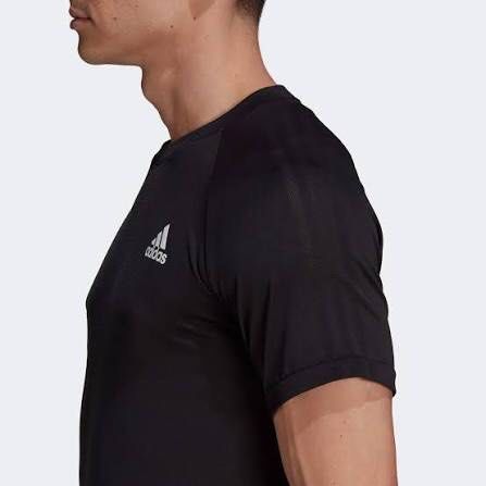 Adidas AEROKNIT DESIGNED 2 MOVE SPORT SEAMLESS TEE (Category: Formal Shirts) located in Davao. Submitted by ljay.thriftedfinds (Listing ID 1463311307, Image 3). Description: .