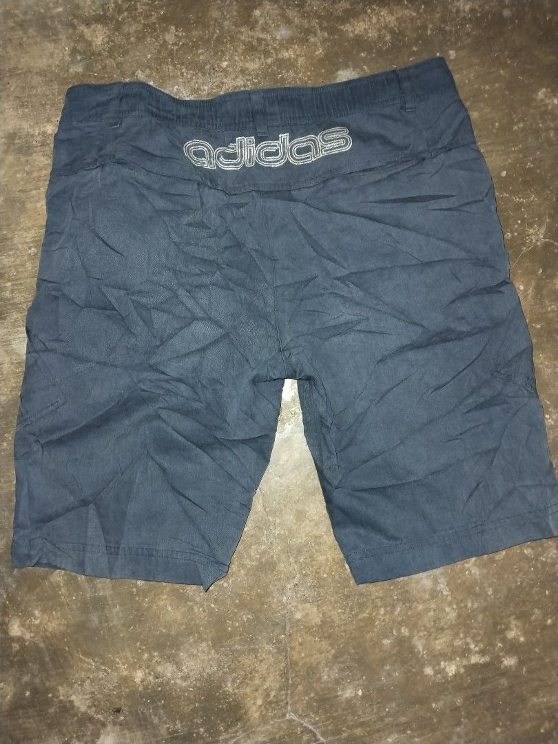 Adidas Cargo Shorts (Category: Shorts) located in Cavite. Submitted by adynnej.various.items (Listing ID 1463178867, Image 2). Description: W: 32 L: 19 Color Rate: 9/10.