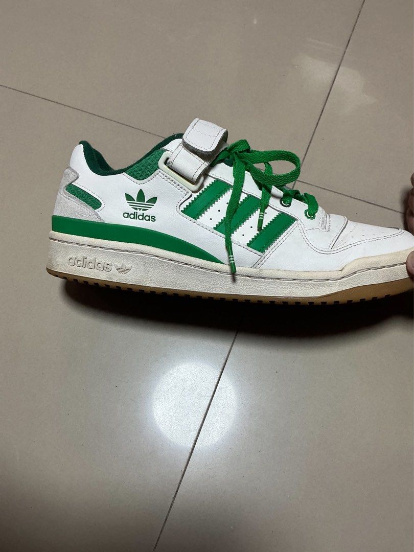 ADIDAS FORUM 84 LOW (Category: Dress Shoes) located in Tarlac. Submitted by freeturtle_e0e5e6 (Listing ID 1463265521, Image 1). Description: Selling my Adidas Forum 84 Low sneakers 👟 Used but still in good condition. Please check all photos carefully for the actual condition of the shoes, including any signs of use. (naka stock nalang hindi na nagagamit) Orig price is 6,500 📌 What you see in the photos is what you will receive. Message me if in
