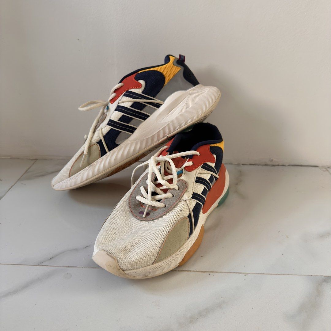 Adidas Hi-Tail 'Chalk White' (Category: Casual Shoes) located in Lal-Lo. Submitted by hush_clo (Listing ID 1463134469, Image 2). Description: Adidas Hi-Tail ‘Chalk White’ no box slightly used lang solid pa sole - Brand: Adidas - Size: US Men's 10 - Design: White base with vibrant multi-color accents (navy, red, orange, yellow, grey) - Closure: Lace-up - Sole: Durable rubber with excellent grip - Ideal for: Casual wear, light athletic activities r