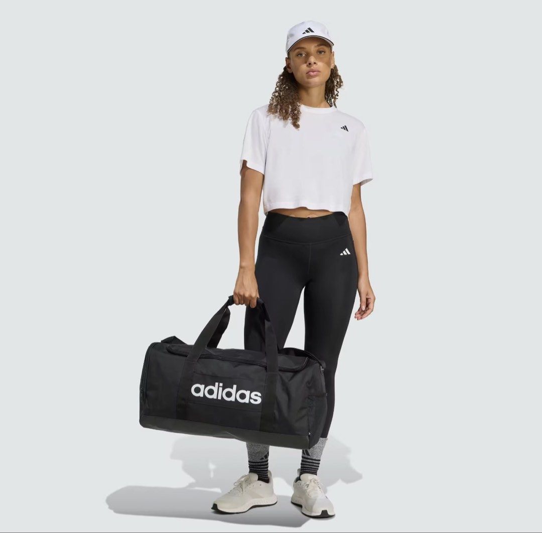 Adidas Lifestyle Linear Duffel Medium Unisex Black (Category: Cross-body Bags) located in Makati City. Submitted by blissfulmom09 (Listing ID 1463323822, Image 1). Description: Brand New / Sealed with tag RFS: Business - gift shop 100% authentic purchased from Store **Money Back GUARANTEED** SRP: 1800.00 Selling for only 1100.00 SDD - Lalamove / Grab LBC / JRS / J&T.