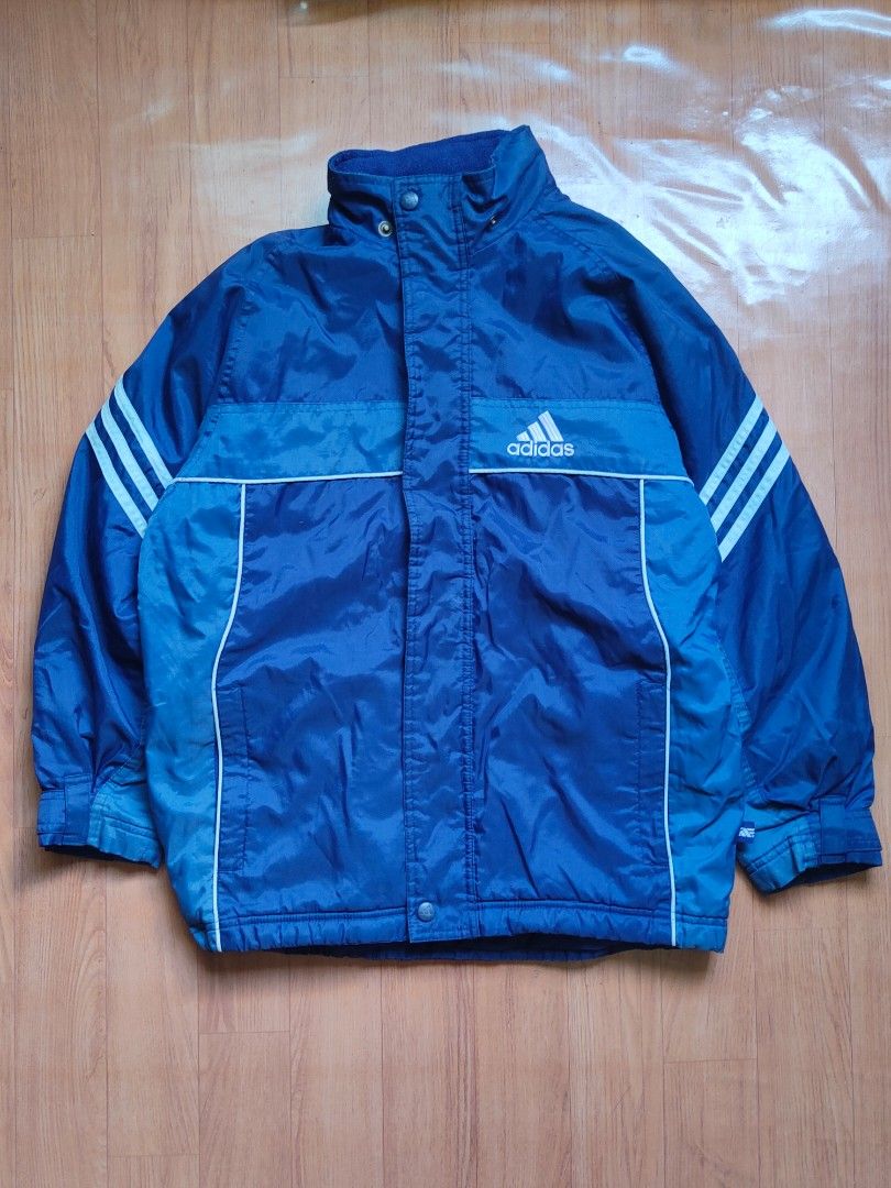 adidas outdoor jacket (Category: Coats, Jackets and Outerwear) located in Pasig City. Submitted by melvincorre004 (Listing ID 1463187546, Image 1). Description: size Medium.