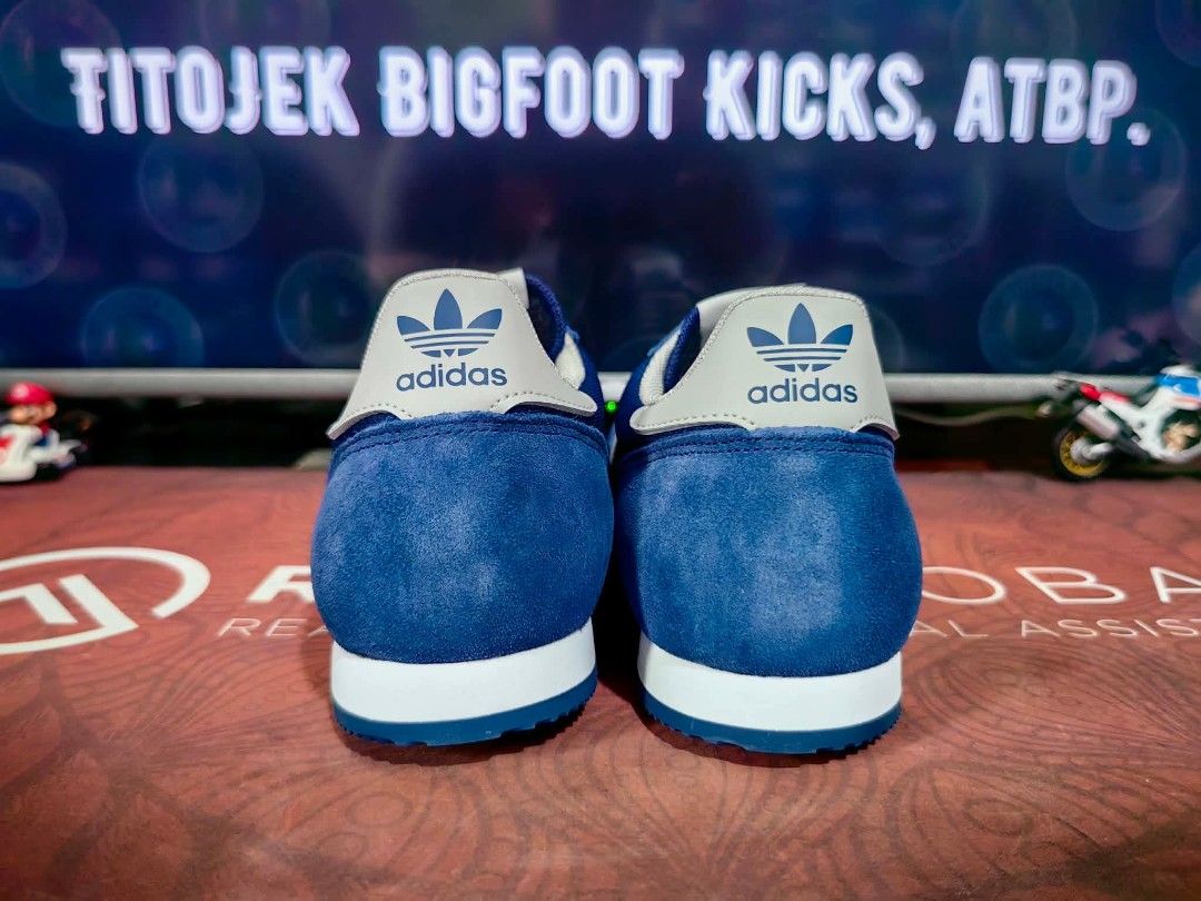 Adidas R71 size 13 US (Category: Sneakers) located in Pasig City. Submitted by titojek (Listing ID 1463181521, Image 3). Description: ⚠️ For sale only. 🔥 Brand new and legit Ad!das R71 size 13 US. 💵 1,950. Fixed price (4,700 SRP) 🛵 Lalamove or Grab ✈️ J&T and JRS (no rush shipping) 💳 Payment • Gcash or Security Bank ❌ Wala na akong meet up. ❌ Walang COD/COP. ❌ Walang Sh0pee checkout. 📍Pinagbuhatan, Pasig City 💡Actual product color may sligh