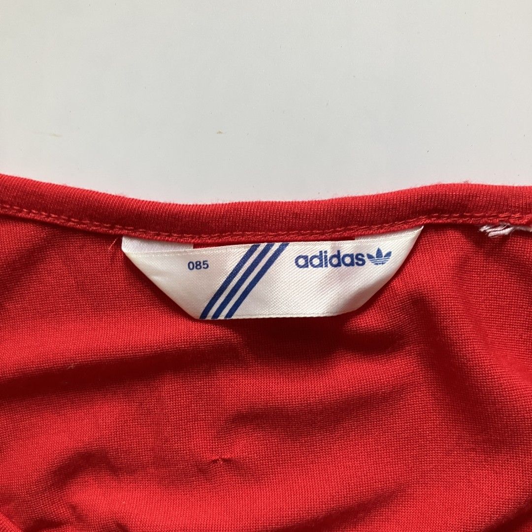 🌼y2k adidas cinch waist trefoil shirt dress• small - medium (Category: Dresses) located in Cagayan de Oro. Submitted by capybara.co.ph (Listing ID 1463159233, Image 2). Description: small - medium L30 B36 - 42 🌺 mine ₱129 | grab ₱179 💓 lock ₱199 ♡ most items are thrifted, so manage your expectations ♡ most items are unwashed & steamed only ♡ no cod ♡ no return, exchange or cancelation ♡ will block & post if no reply or cancelled ♡ mop is marib