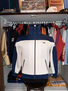 (Category: ) located in . Submitted by apek151 (Listing ID 1463287858, Image 1). Description: .