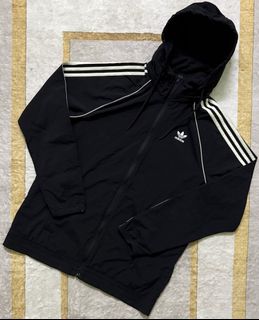 (Category: ) located in . Submitted by blackthriftstore (Listing ID 1463234317, Image 1). Description: .