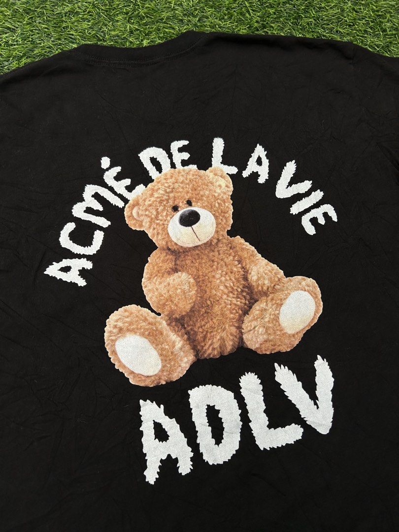 ADLV Teddy Bear (Bear Doll) Shirt (Category: Tshirts & Polo Shirts ) located in Davao. Submitted by sta_archive (Listing ID 1463274474, Image 3). Description: ADLV Teddy Bear (Bear Doll) Shirt Width - 22 Length - 28 Color Rate - 9/10 Excellent Condition No Major Issues/Flaws Cut Neck Tag Only 500 + Shipping Fee.
