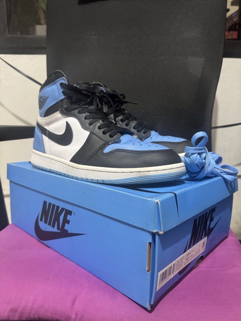 Air Jordan 1 UNC Toe (Category: Sneakers) located in Manila. Submitted by mmglpl (Listing ID 1463323648, Image 1). Description: - Air Jordan 1 UNC Toe - Size: US 10.5 - Includes original box - Comes with extra blue laces LALAMOVE Only.