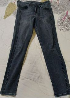 (Category: ) located in . Submitted by j-selectfinds (Listing ID 1463259885, Image 1). Description: .