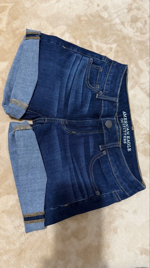 American Eagle Outfitter size 25 (Category: Shorts) located in Cebu City. Submitted by sultrychicmary (Listing ID 1463316995, Image 1). Description: never used.