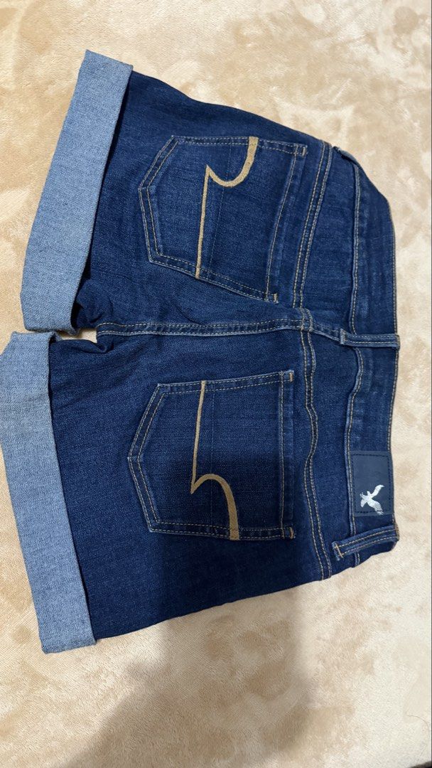 American Eagle Outfitter size 25 (Category: Shorts) located in Cebu City. Submitted by sultrychicmary (Listing ID 1463316995, Image 2). Description: never used.