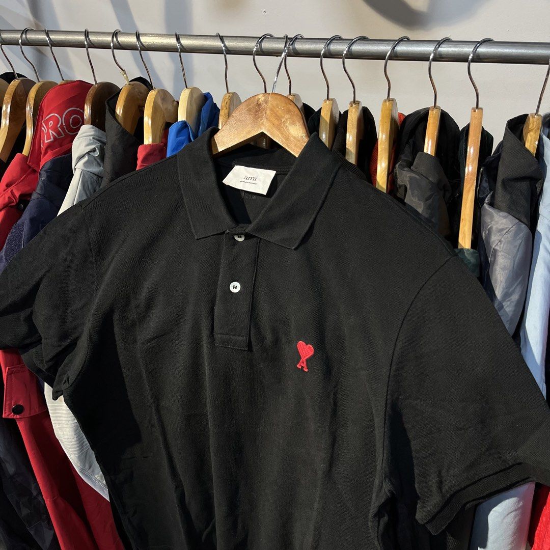 AMI Alexandre Mattiussi Black Polo (Category: Tshirts & Polo Shirts ) located in Kabasalan. Submitted by yourgamiii (Listing ID 1463290186, Image 2). Description: AMI Alexandre Mattiussi Black Polo Large (21x26.5) As new No Issue .