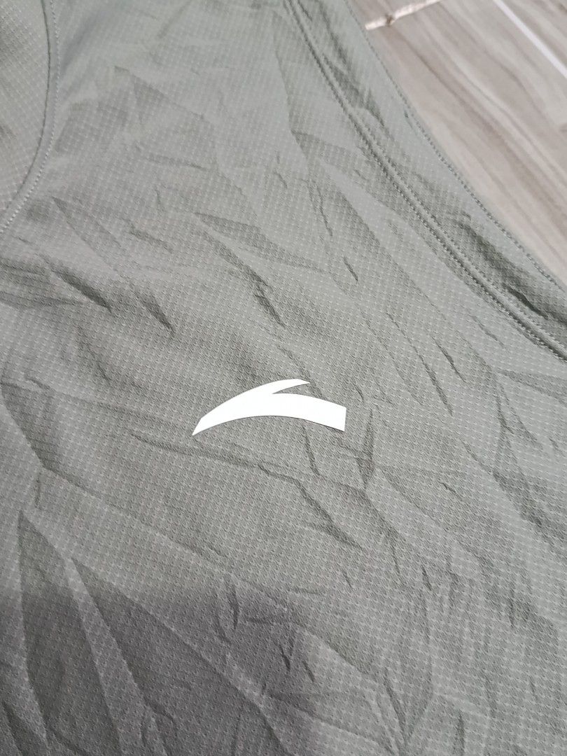 ANTA DRIFIT SANDO (freeshipping) (Category: Activewear) located in Quezon City. Submitted by gyl-stop (Listing ID 1463162357, Image 2). Description: free shipping 21.5 x 28.5 excellent condi cr: 9.8/10 issue: none.