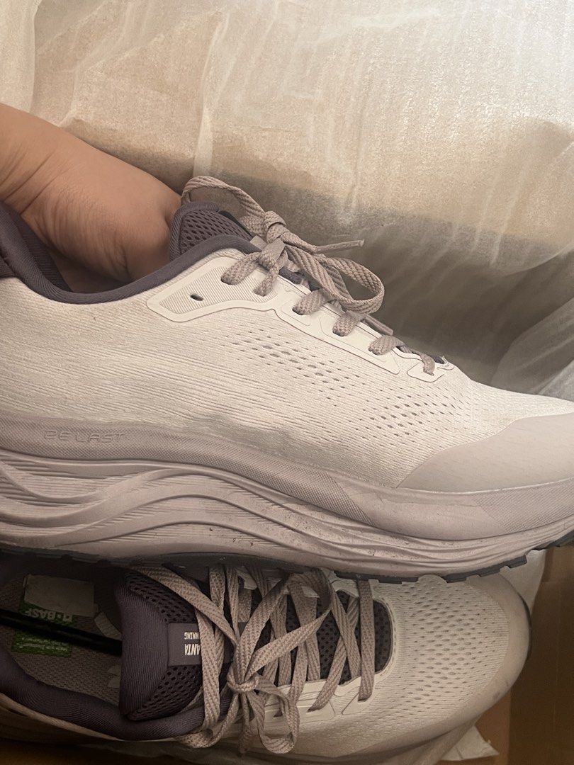 ANTA PG7 Running Shoes White/Grey (Category: Sneakers) located in Manila. Submitted by _kyns (Listing ID 1463123944, Image 3). Description: ANTA PG7 running shoes. White/grey. Lightweight, breathable, and cushioned for comfort. Perfect for training or daily use. Original box included. Used thrice only. .