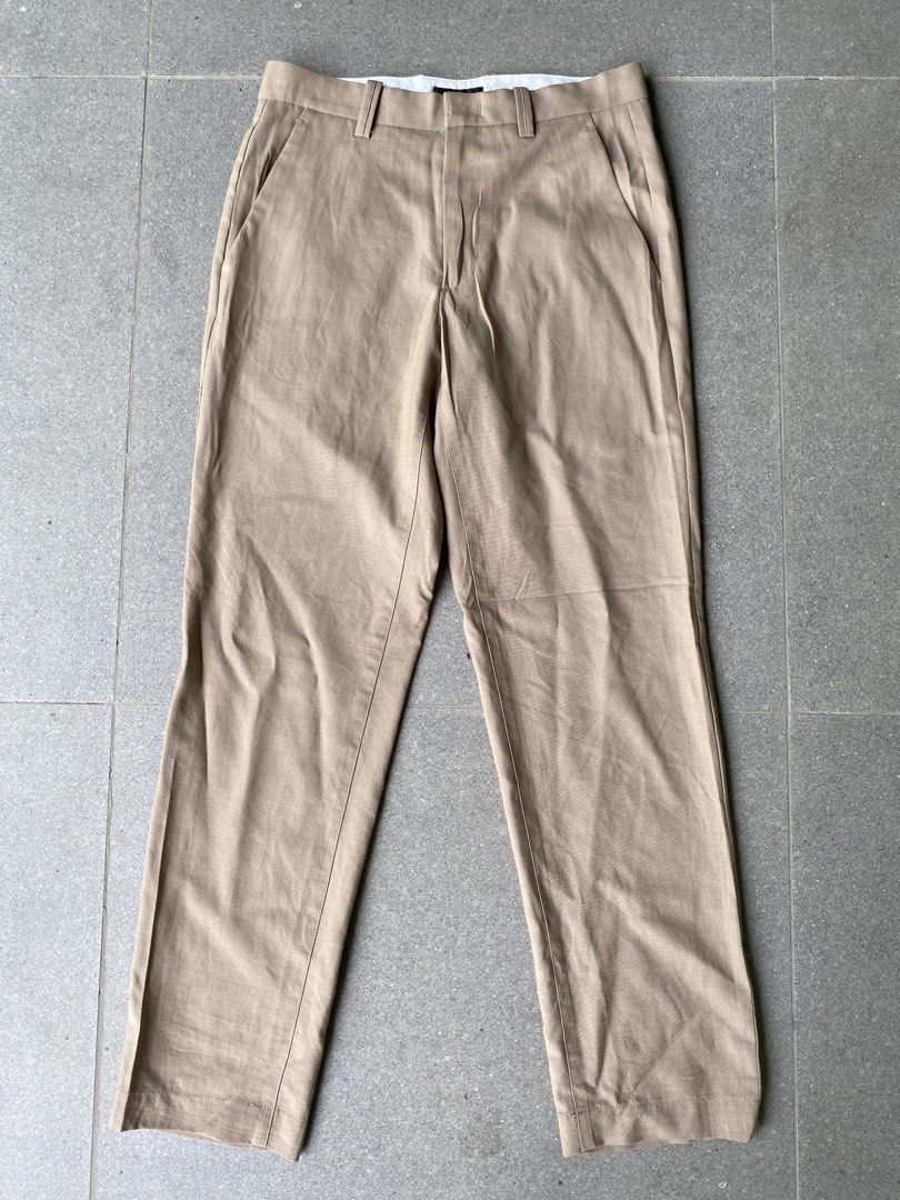 A.P.C Trouser Pants (Category: Trousers) located in Davao. Submitted by vanthriftfinds5 (Listing ID 1463231554, Image 1). Description: •Size: 28 on waist •Length: 38 •Hem: 6.5 No issue Excellent condition Color rate: 9.9/10 DM TO PURCHASE.📩 🏙️ Location: Davao City 8000 📌Shipping Nationwide. Payment First Basis. No COD. Can provide ids and vouch for your safety. Mode of payment: Gcash Delivery Courier: JNT EXPRESS,LBC 📌Likes, reacts, comments,