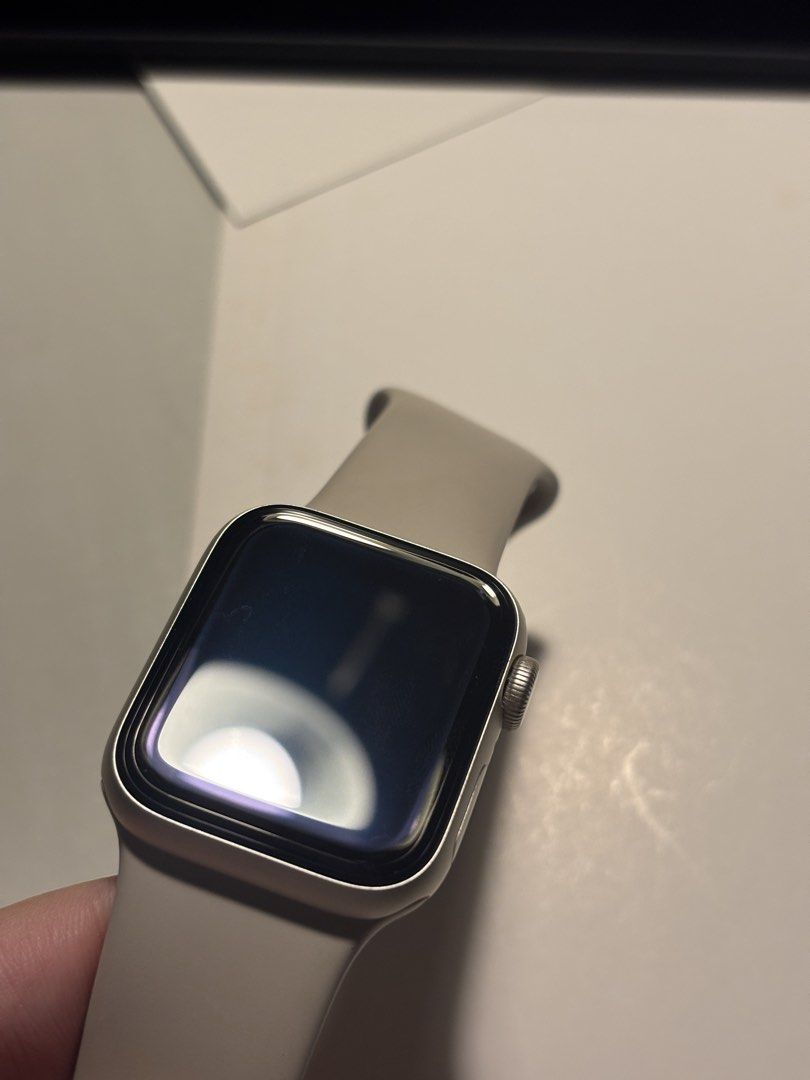Apple Watch SE 1st Gen Starlight (Category: Wearables & Smart Watches) located in Ilagan. Submitted by ystroberry (Listing ID 1463203899, Image 3). Description: rfs: not being used na • screen is scratch and dent free! used with a case all throughout • bought last 2022 pa • batt health: 74%, charges 1-2 hours if drained • with original box, charging cord, large strap (unused) • can send more photos upon request sure buyers only pls and no lowball