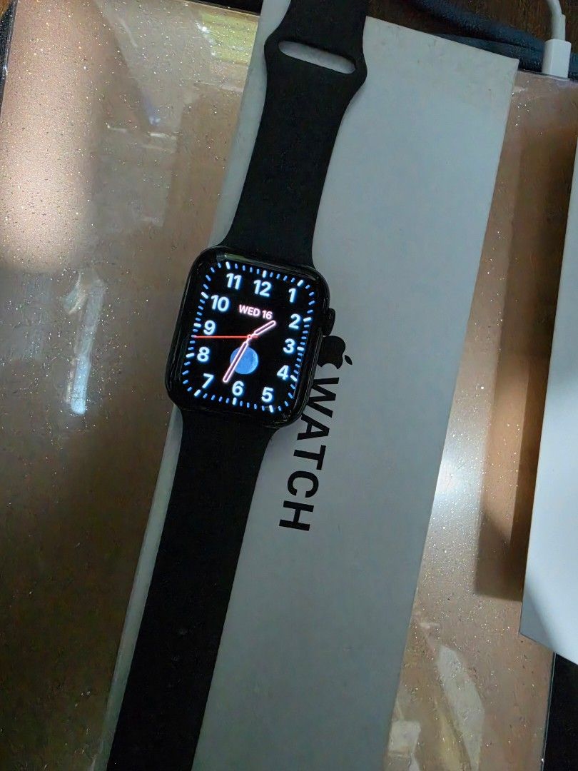 Apple Watch SE 2 Midnight Blue GPS 44mm (Category: Wearables & Smart Watches) located in Manila. Submitted by raidenshogun98 (Listing ID 1463288130, Image 2). Description: Selling my Apple Watch SE 2 Midnight Blue 44mm Rfs: I'm using an S26 Ultra, planning to get the Galaxy Watch. Slightly negotiable. Loc: Gen. Trias, Cavite meet-up only around Cavite.