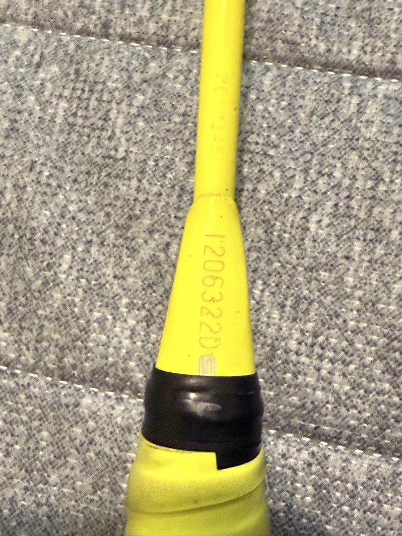 Arcsaber 7 pro (REPAIRED) (Category: Racket and Ball Sports) located in Paranaque City. Submitted by nipashut (Listing ID 1463305903, Image 3). Description: Arcsaber 7 pro. Already repaired.
