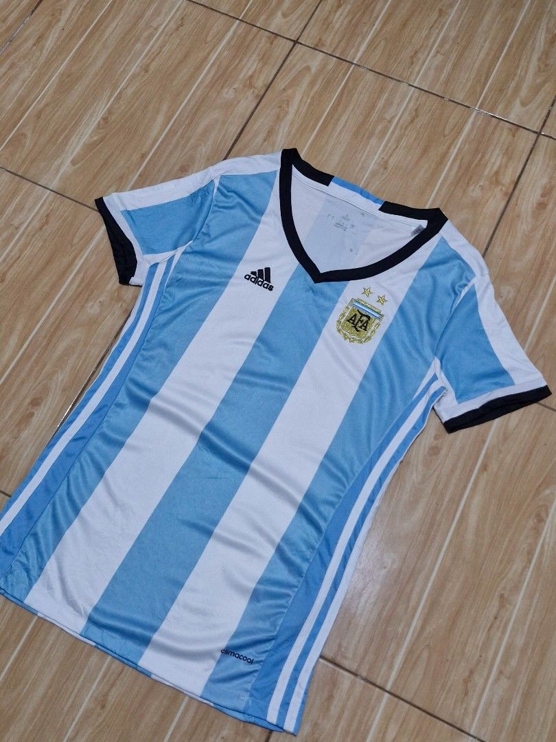 Argentina Home Jersey (Category: Tshirts & Polo Shirts ) located in Antipolo. Submitted by kentoy6666 (Listing ID 1463240296, Image 2). Description: .