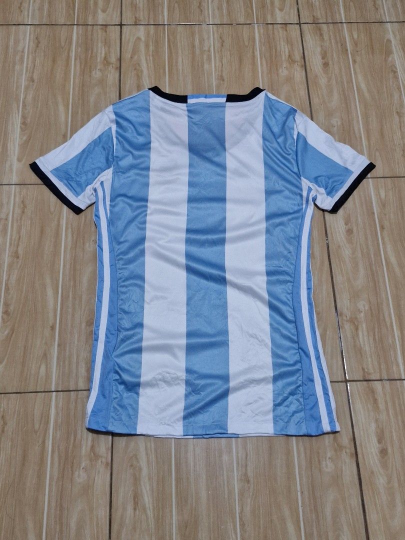 Argentina Home Jersey (Category: Tshirts & Polo Shirts ) located in Antipolo. Submitted by kentoy6666 (Listing ID 1463240296, Image 3). Description: .