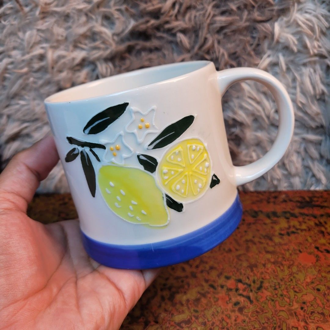 Around half kilo Embossed Lemon Citrus Mediterranean Ceramic Mug. (Category: Coffee & Tea Tableware) located in Pasig City. Submitted by hoa_japan_surplus_32023 (Listing ID 1463187965, Image 2). Description: 5.5x4 inches, approx. ❌️NON-COD ✅️ PAYMENT FIRST POLICY ✅️ FIRST TO PAY _____________________________________________ ‼️SHIPPING OPTION‼️ 📌Flash Express, J&T, Gogo Express, Lalamove or Personal Pick-up Location: PASIG CITY __________________