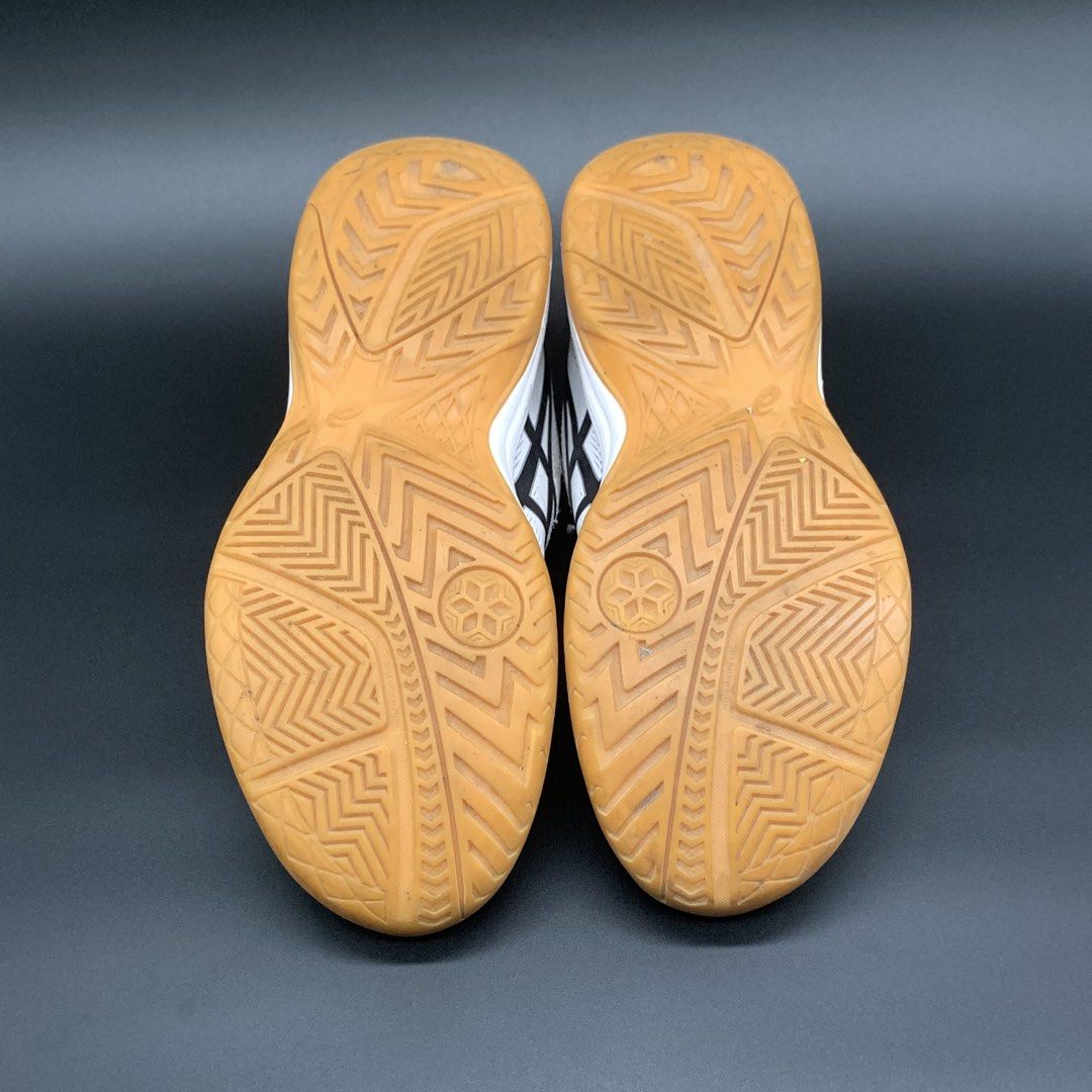 Asics Upcourt 5 (Category: Sneakers) located in Marikina City. Submitted by shoepairfly (Listing ID 1460861451, Image 3). Description: Asics Upcourt 5 Size US 2½ EUR 34.5 Authentic Php 750 last pic issue.