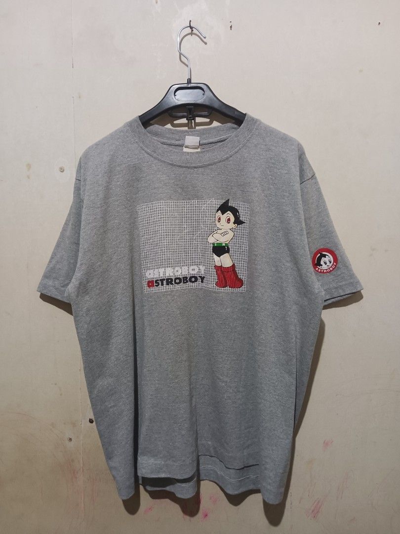 Astro Boy (Category: Activewear) located in Cebu City. Submitted by nooffense (Listing ID 1463226393, Image 1). Description: Vintage Astro Boy "Mighty Atom" Hologram Tee Astro Boy Early 20's OHT Size:XL(22.5x25.5) Issue:ALTER LINTS AND HAIRLINES Price:600+SF Pm for more details Cebu City 📍.