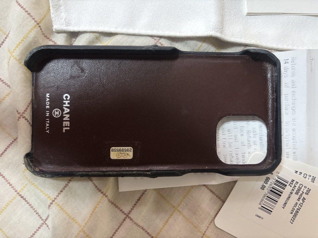 Authentic Chanel Classic Case for iPhone 11 Pro (Category: Cases & Sleeves) located in Pasig City. Submitted by adiuhsa (Listing ID 1463183341, Image 2). Description: CHEAP!! - Authentic Chanel Classic Case - Bought in the US for 600 dollars/ 30k+ php peso - Compatible with iPhone 11 Pro - Color: Black/ Burgundy - w/ dust bag, authenticity card, receipt - Condition: signs of wear on the edges (which is why price is low).