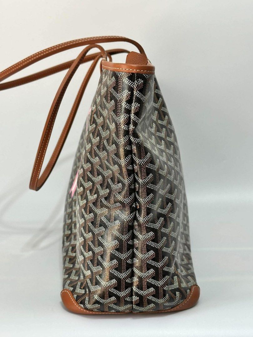 Authentic Goyard (Category: Luxury Bags & Wallets) located in Manila. Submitted by chloe_luxuries (Listing ID 1463127647, Image 2). Description: Guaranteed Original Goyard Artois MM Tan Still in good condition with Minor sign of used Comes with dustbag Pm for more details.