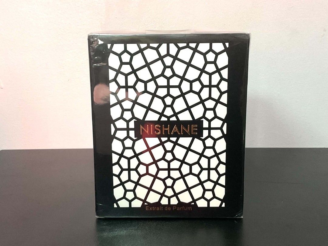 Authentic Nishane Hacivat Extrait de Parfum 100ml (Category: Fragrance & Deodorants) located in Manila. Submitted by gatrading (Listing ID 1463212136, Image 1). Description: .