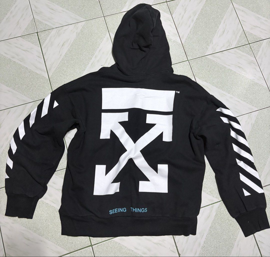 Authentic Off white Pull over (Category: Activewear) located in San Isidro. Submitted by epictiger_e56216 (Listing ID 1463262968, Image 2). Description: Like new condition No crack print 10/10 color rate 📍Magalang pampanga.