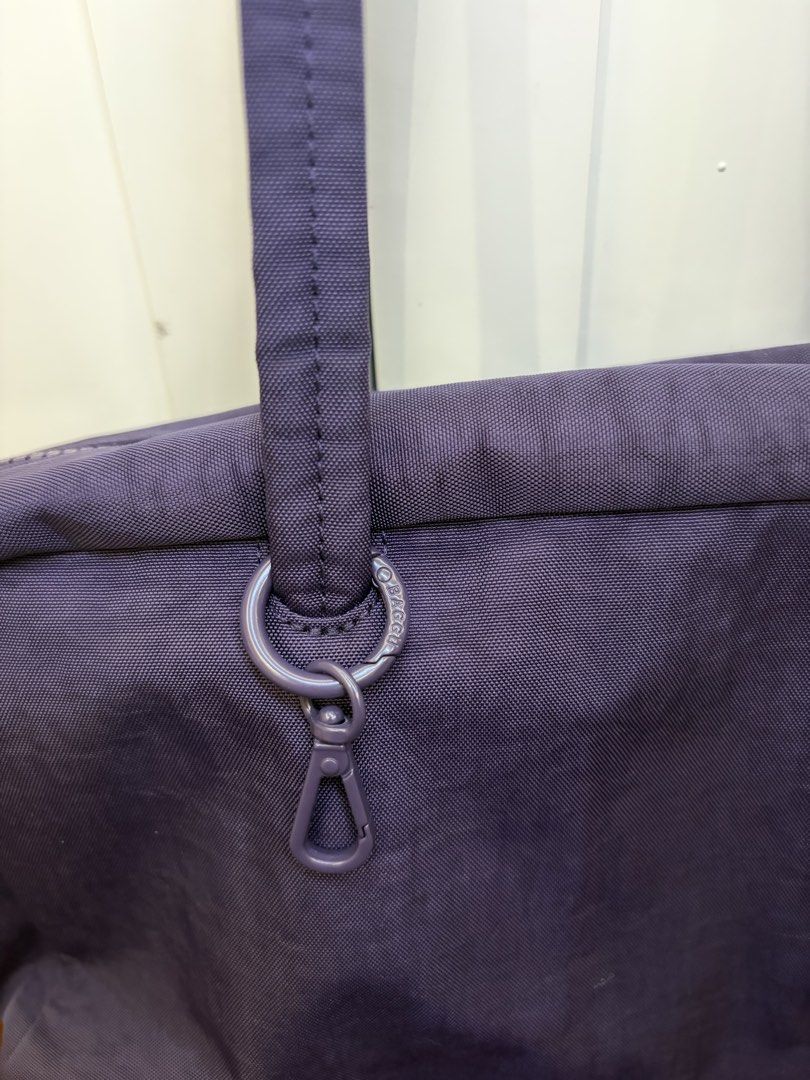 BAGGU Bowler bag in Fig (Category: Shoulder Bags) located in Manila. Submitted by niks.fits (Listing ID 1463240750, Image 2). Description: Bought from Certified Calm Used once!! RFS: impulse purchase hehehe.