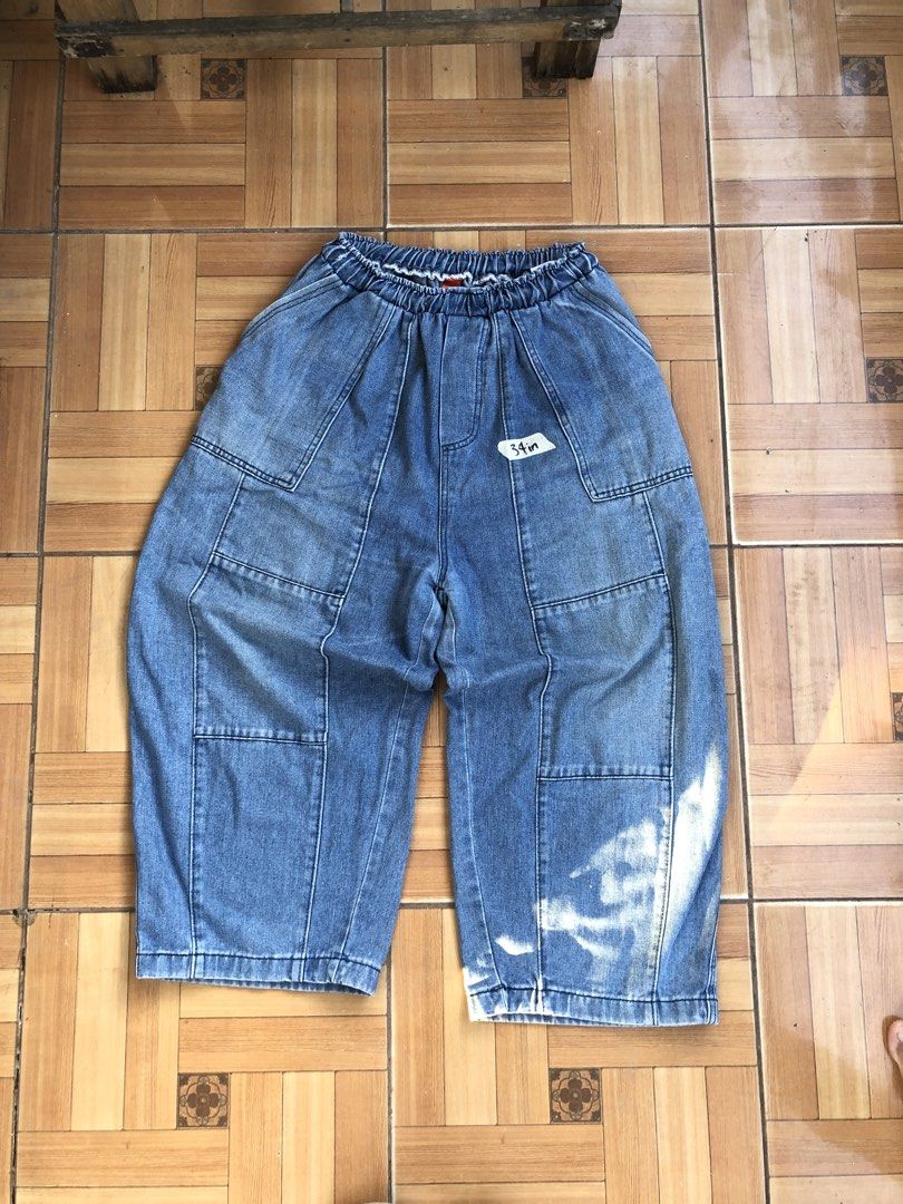 Baggy Pants (Category: Jeans) located in Caloocan City. Submitted by willie28 (Listing ID 1463224279, Image 1). Description: Payment 1st through Gcash Lalamove | J&T : shouldered by the buyer.