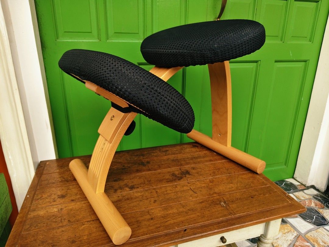 Balans Easy Ergonomic Kneeling Chair (Category: Chairs) located in Dasmarinas. Submitted by jamricana137 (Listing ID 1463264103, Image 2). Description: Balans Easy Ergonomic Kneeling Chair. Designed in Norway, Made in Japan. Created by Balans Lab to promote natural, upright posture while sitting. This naturally restores the spine's ideal S-shaped curve. It distributes body weight between lower thighs and feet, reducing pressure on the pelvis and 
