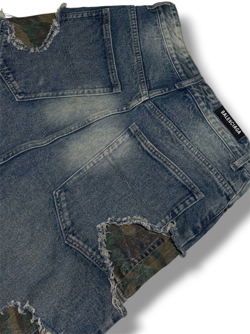 BALENCIAGA DISTRESSED PANTS (Category: Jeans) located in Calamba. Submitted by thrifthstlrs (Listing ID 1463301151, Image 2). Description: .