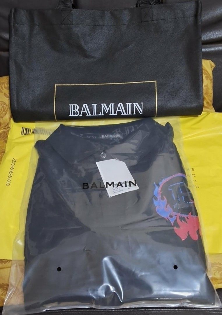 Balmain Polo Shirt (Category: Luxury Apparel) located in Manila. Submitted by JustLuxPH (Listing ID 1463151274, Image 3). Description: On Hand PH 😍 Super nice in actual 💯 Original 🔹Actual photos are posted. ✅ Sizes: S,M,L,XL,2XL,3XL 🏦 MOP: BDO, BPI, GCASH 🔸 Price is negotiable 📌 Justluxph is not affiliated with any brands featured. All copyrights remain sole property of the brand holders..