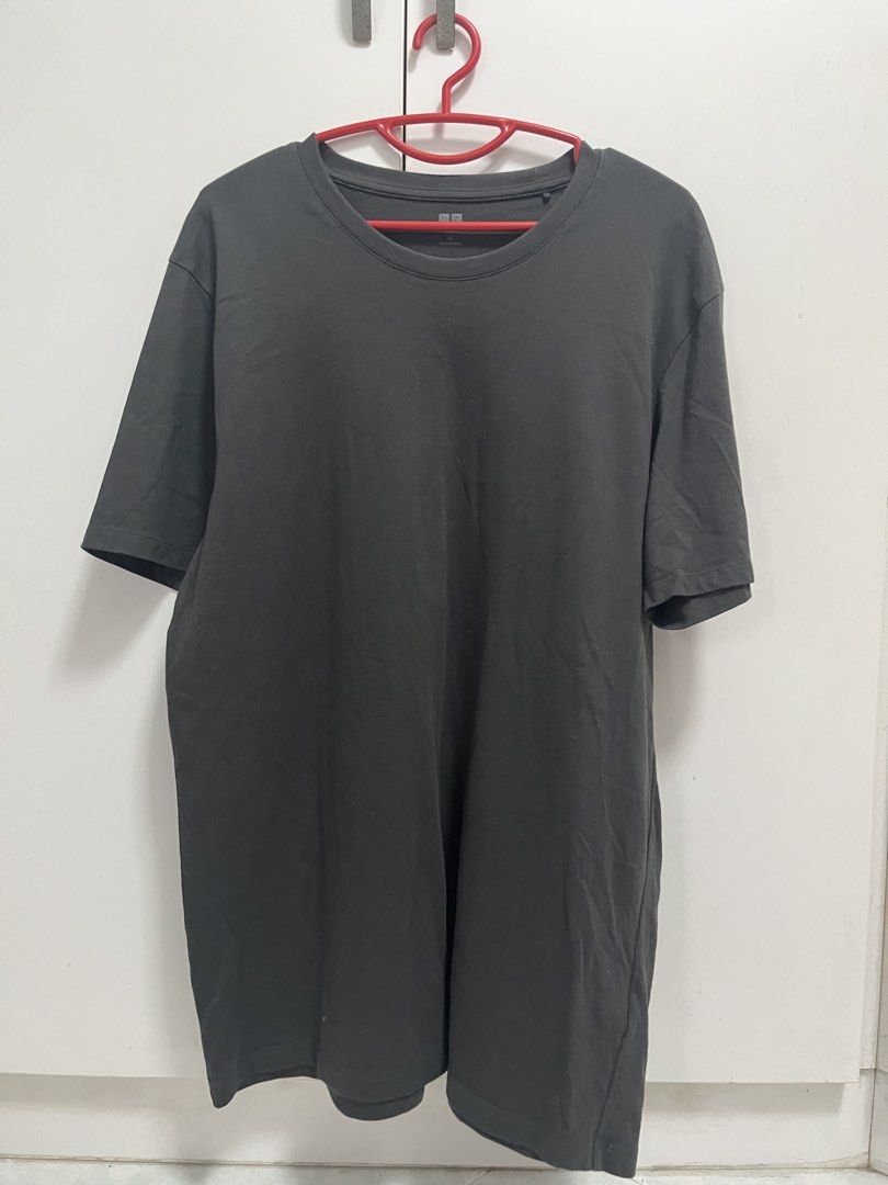 Basic Tees (Category: Tshirts & Polo Shirts) located in Singapore. Submitted by spicypretz (Listing ID 1463199131, Image 1). Description: Fits L-XL.