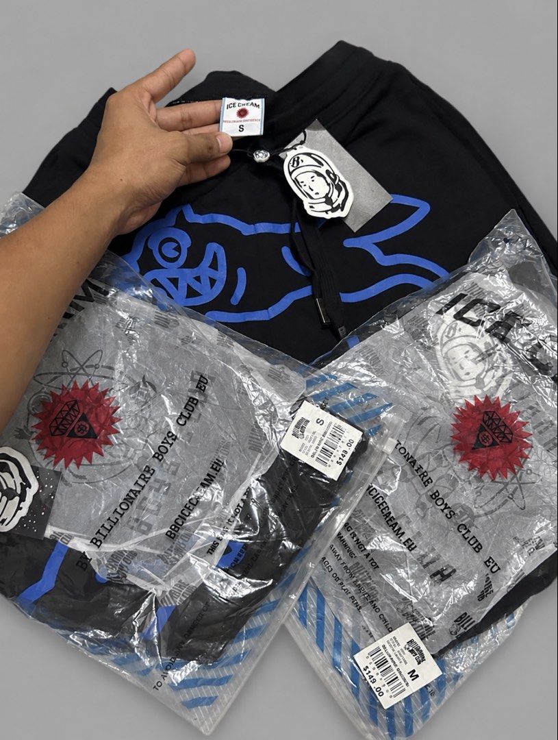 BBC Running Dog Shorts (Category: Shorts) located in Santa Rosa. Submitted by southside2fly (Listing ID 1463276261, Image 2). Description: 300 each, 550 aspack click each photo for sizes hmu if interested📩.