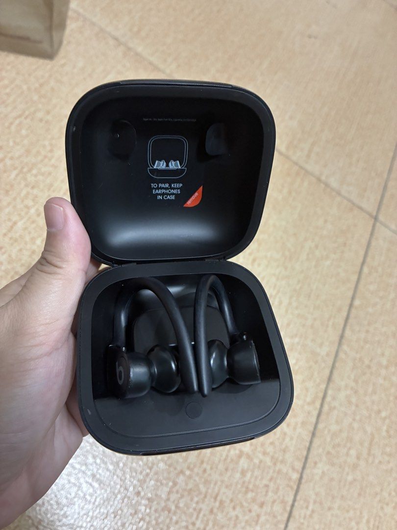 Beats Powerbeats Pro Wireless Earbuds (Category: Headphones & Headsets) located in Manila. Submitted by leny_lou (Listing ID 1463228758, Image 3). Description: Selling my Powerbeats Pro, in good condition and perfect for workouts, gym, running, or everyday use..
