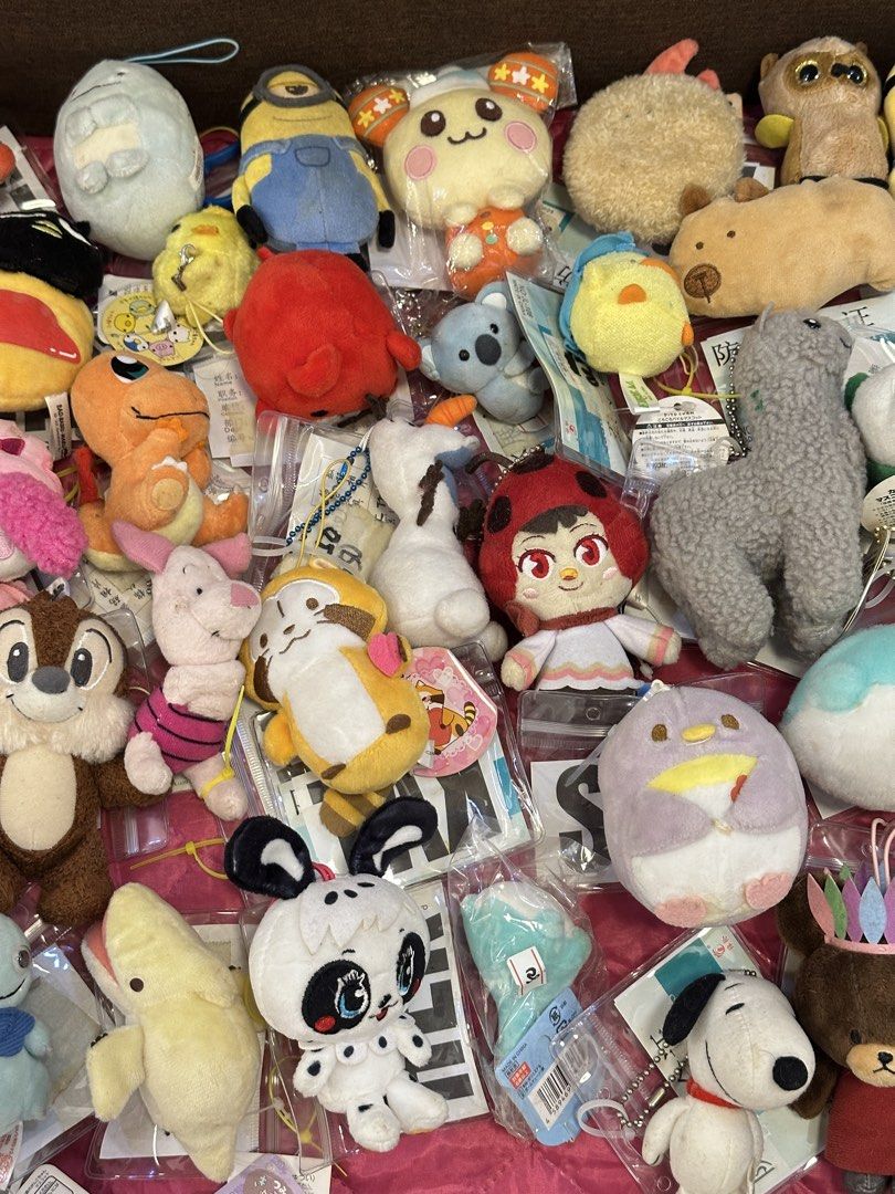 BeautyPLE Assorted Preloved Character Charms 67pcs (Category: Luxury Accessories) located in San Pedro. Submitted by BeautyPle (Listing ID 1463240728, Image 3). Description: 67 pcs. Shipping: J&T .