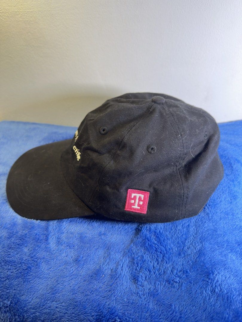BeautyPLE Prelove Tmobile cap (Category: Caps & Hats) located in San Pedro. Submitted by BeautyPle (Listing ID 1463227209, Image 2). Description: Ships tru J&T.