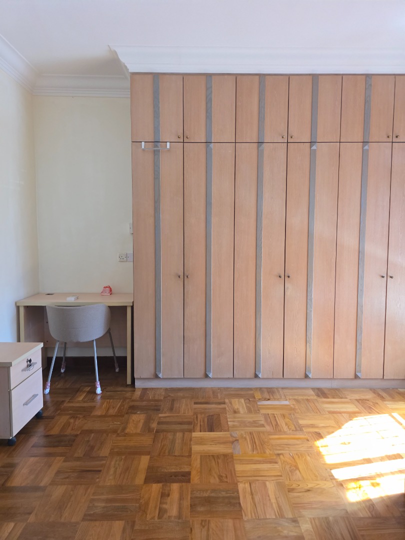 (Category: ) located in . Submitted by ezenh (Listing ID 1463296828, Image 1). Description: .