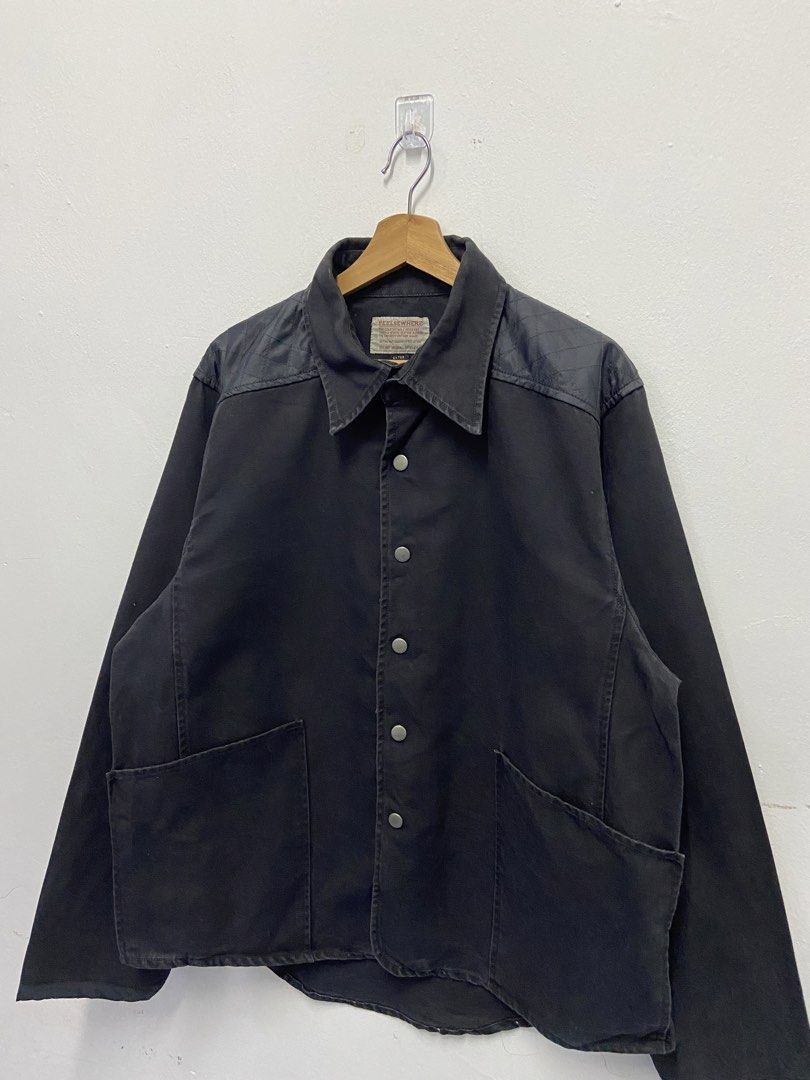 BEELSEWHERE JACKET (Category: Coats, Jackets and Outerwear) located in Selama. Submitted by thriftpeq (Listing ID 1463264149, Image 2). Description: BEELSWWHERE JACKET 🔥 🔸P23 L28/30 (XL ON TAG) 🔸PRICE : RM48 only 🔸COND : 9/10 p/s chore jacket style/ canvas material 📢 COLOUR MAY DIFFER FROM ORIGINAL PRODUCT DUE TO LIGHTING AND CAMERA DM TO PURCHASE 📥.