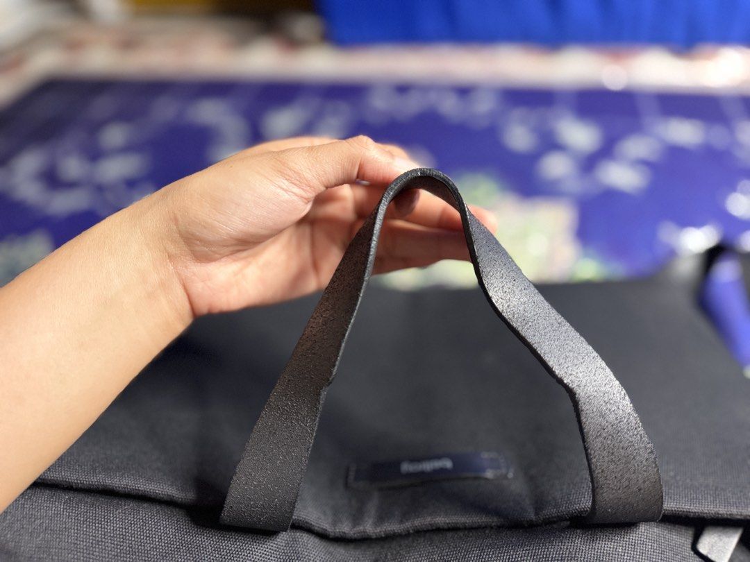 Bellroy 2-Way Canvass Briefcase Bag (Category: Briefcases) located in Valenzuela. Submitted by telagram (Listing ID 1463161402, Image 3). Description: .