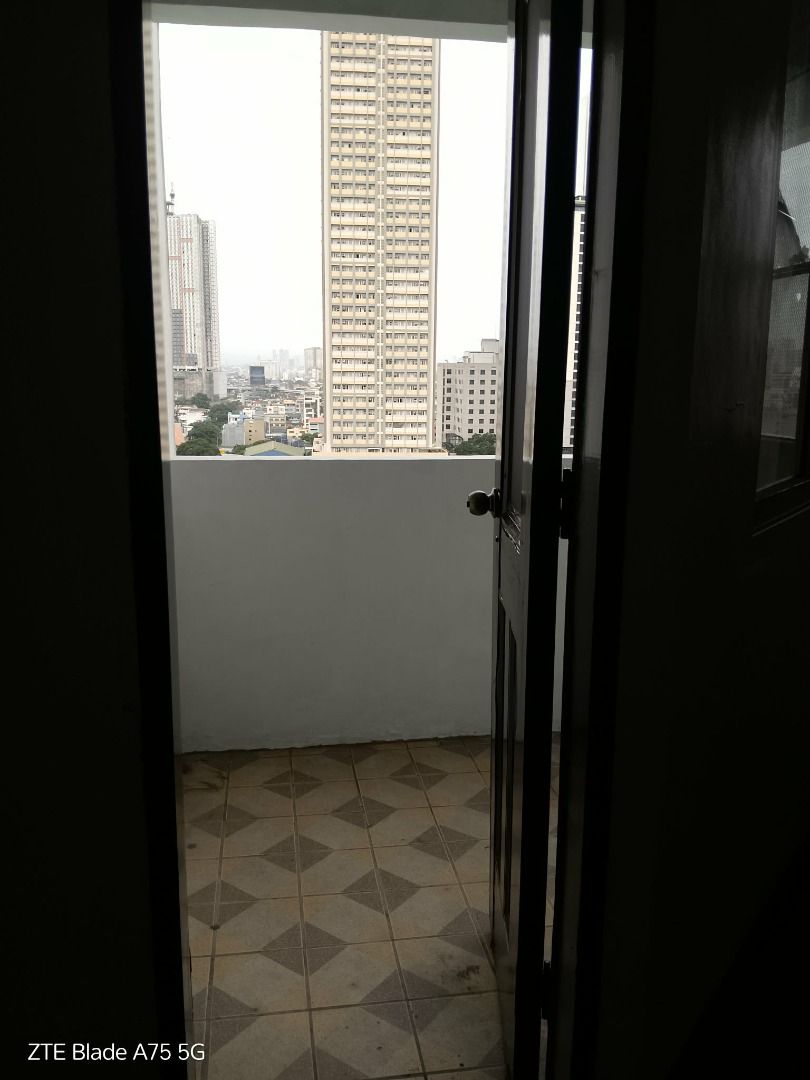 Big Space Condo in Malate FOR RENT (Category: Apartments & Condos) located in Mandaluyong City. Submitted by lyzadefleur30 (Listing ID 1463242656, Image 2). Description: 99.7 SQM FURNISHED CONDO UNIT IN MALATE MANILA FOR RENT FOR 30K A MONTH, 2BR WITH AIRCON, LIVING AND DINING WITH AIRCON 1MO ADVANCE AND 2 MOS DEPOSIT, MINIMUM OF 1 YEAR CONTRACT FOR INQUIRIES PLEASE CONTACT 09183364112 09273667706 THANKS (JINGJING).