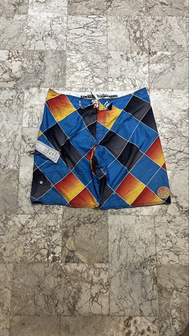 Billabong / Platinum X Quad stretch (Category: Swim Trunks & Board Shorts) located in Manila. Submitted by deadasswavy (Listing ID 1463179296, Image 1). Description: Dimension by Inch 36-37/ 21.5 Leg hole - 12.