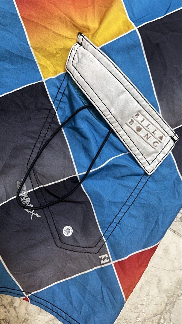 Billabong / Platinum X Quad stretch (Category: Swim Trunks & Board Shorts) located in Manila. Submitted by deadasswavy (Listing ID 1463179296, Image 3). Description: Dimension by Inch 36-37/ 21.5 Leg hole - 12.