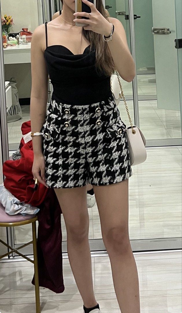 Black Cowl Neck Bodysuit with Adjustable Straps (Category: Sleeveless) located in Pasig City. Submitted by luxurypreloved12 (Listing ID 1463247665, Image 3). Description: Wore 2x max. Great condition. Size S on tag but fits XS too (i attached a pic above i am usually XS) No LP lowballers or joy reservers here! lets not waste each others time :) shipping via lbc & lalamove.